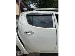 MITSUBISHI L200 SAĞ ARKA KAPI ADNAN OTO