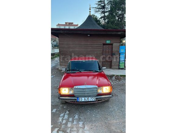Galeriden Mercedes - Benz E 200 1977 Model Afyonkarahisar