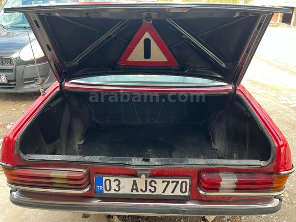 Galeriden Mercedes - Benz E 200 1977 Model Afyonkarahisar