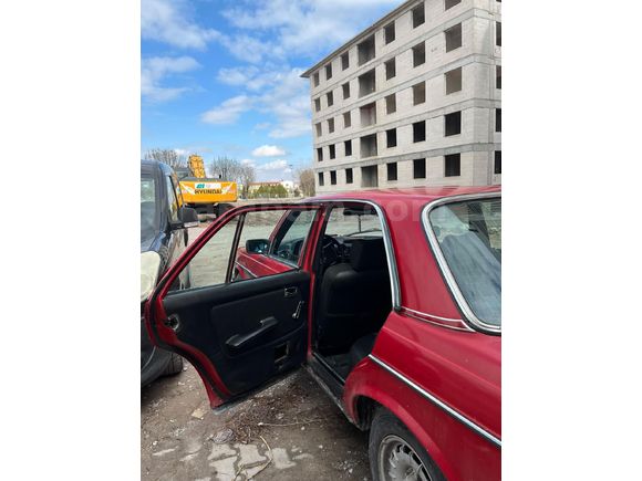 Galeriden Mercedes - Benz E 200 1977 Model Afyonkarahisar