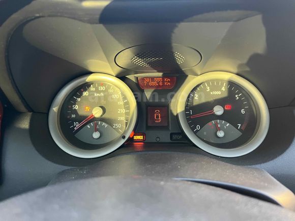 Sahibinden Renault Megane 1.6 Dynamique 2004 Model 