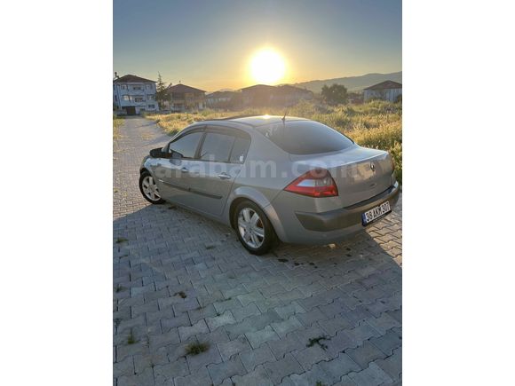 Sahibinden Renault Megane 1.6 Dynamique 2004 Model 