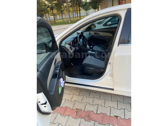 Sahibinden Chevrolet Cruze 1.6 LS Plus 2011 Model