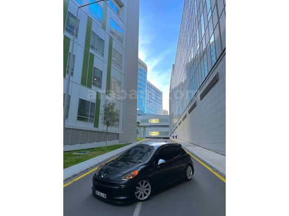 Sahibinden Peugeot 207 Motor Revizeli 1.4 HDi Trendy 2007 Model  380.000 km Siyah