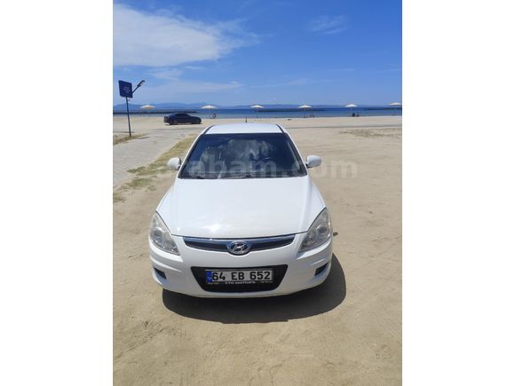 Sahibinden Hyundai i30 1.4 CVVT Team 2010 Model Balıkesir 218.000 km Beyaz