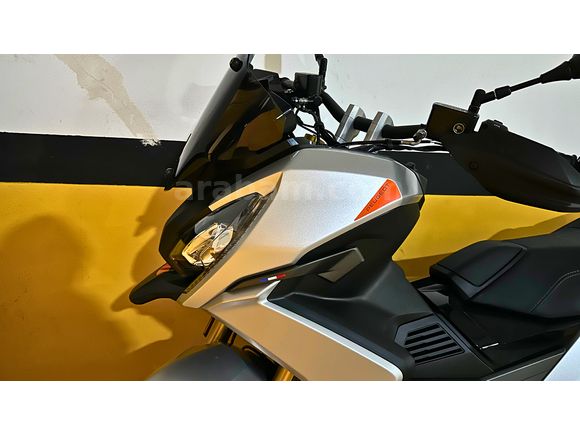 SIFIR POŞETLERİ ÜSTÜNDE - SAHİBİNDEN PEUGEOT XP 400 GT