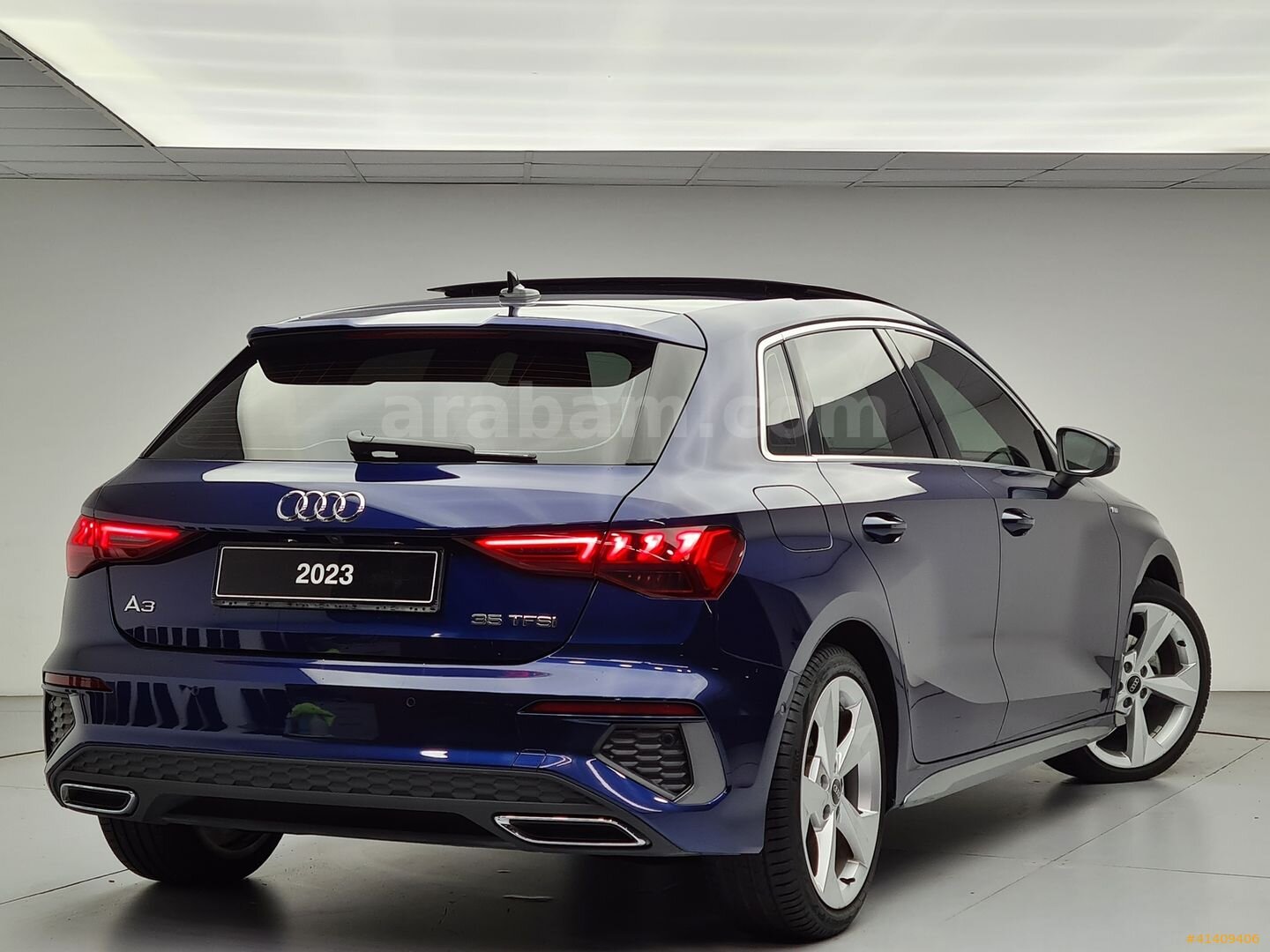 Galeriden Audi A3 Sportback 35 TFSI S-Line 2023 Model İstanbul 28.451 km Mavi 2