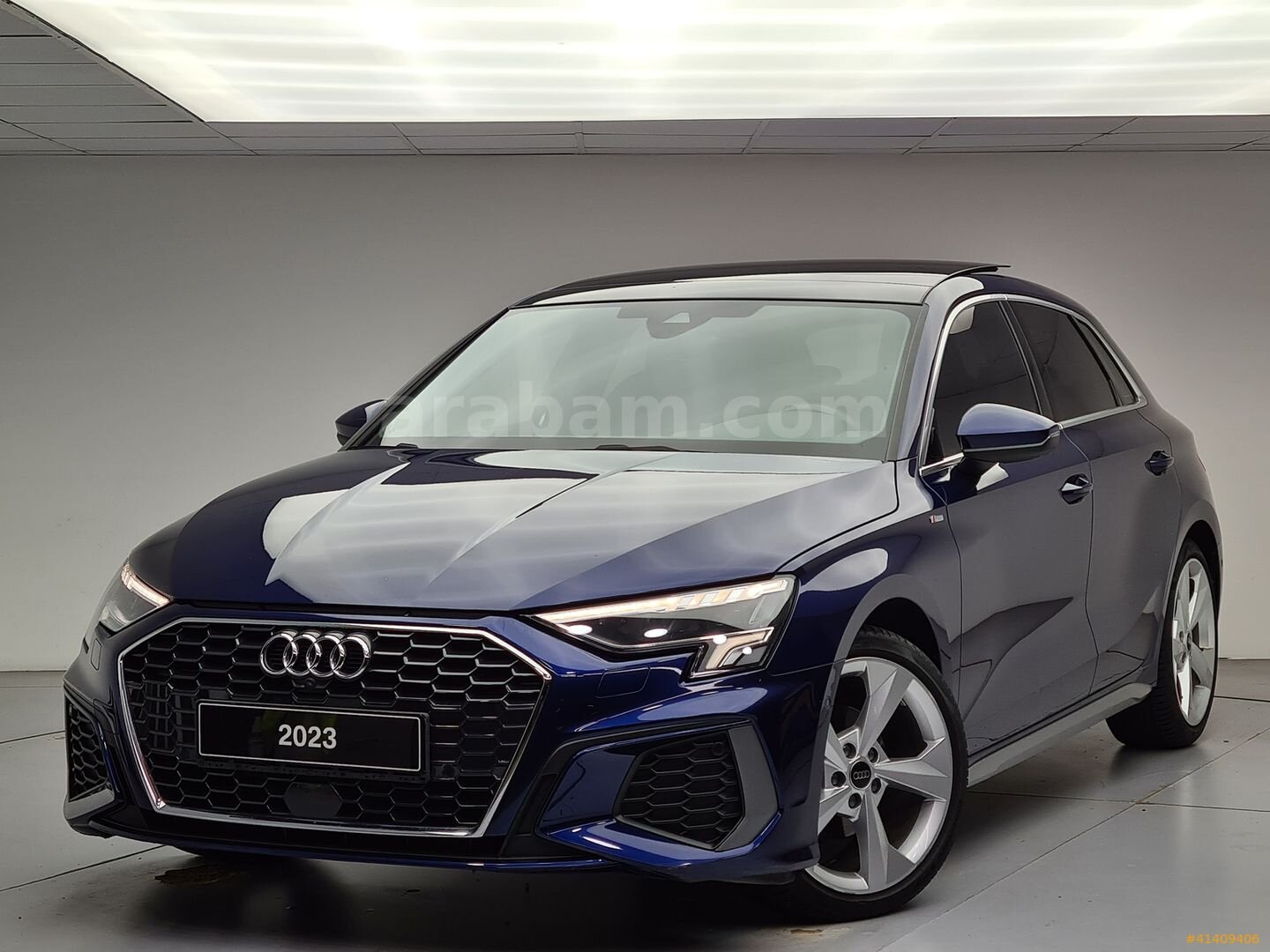 Galeriden Audi A3 Sportback 35 TFSI S-Line 2023 Model İstanbul 28.451 km Mavi 1