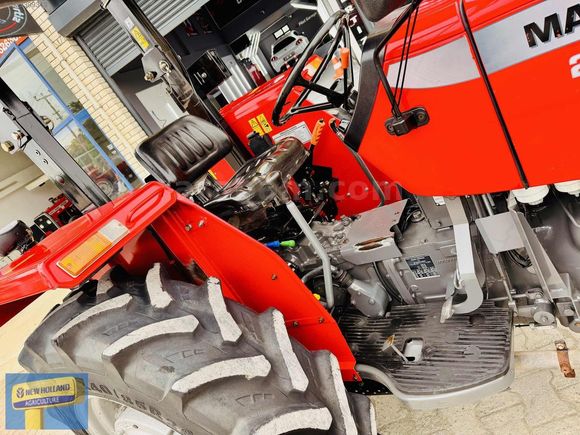 BEŞİRİKLERDEN 2022 MODEL 2615 MASSEY FERGUSON CAM GİBİ