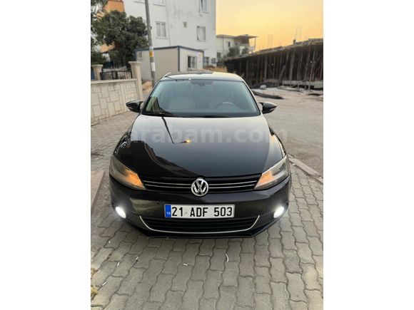 Sahibinden Volkswagen Jetta 1.6 TDi Comfortline 2014 Model  295.000 km Siyah