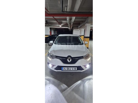 Renault Megane 1.5 Blue DCI Joy 2020 Model