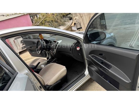 Kia Ceed 2012 Model 142 binde 