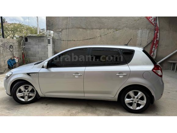 Kia Ceed 2012 Model 142 binde 
