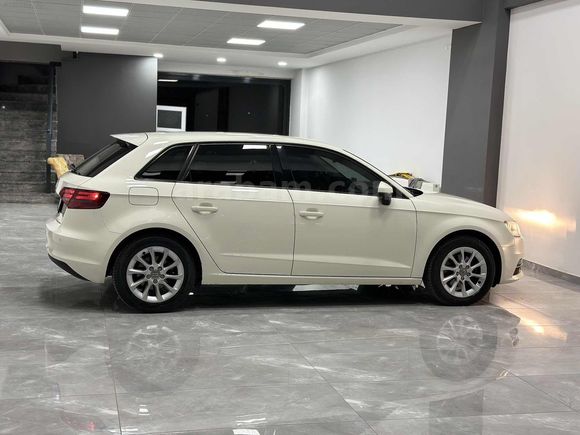 2014 HATASIZ BOYASIZ 1.4TFSİ ATTRACTİON
