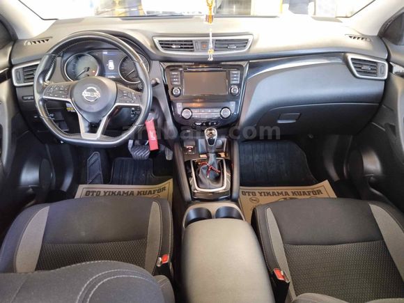 Sahibinden Nissan Qashqai 1.3 DIG-T Tekna 2019 Model 