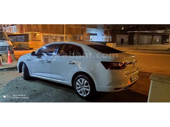 Sahibinden Renault Megane 1.3 TCe Joy 2021 Model