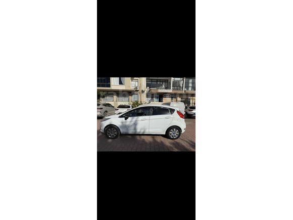 Sahibinden Ford Fiesta 1.4 Titanium 2011 Model