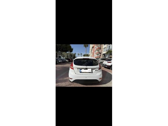 Sahibinden Ford Fiesta 1.4 Titanium 2011 Model