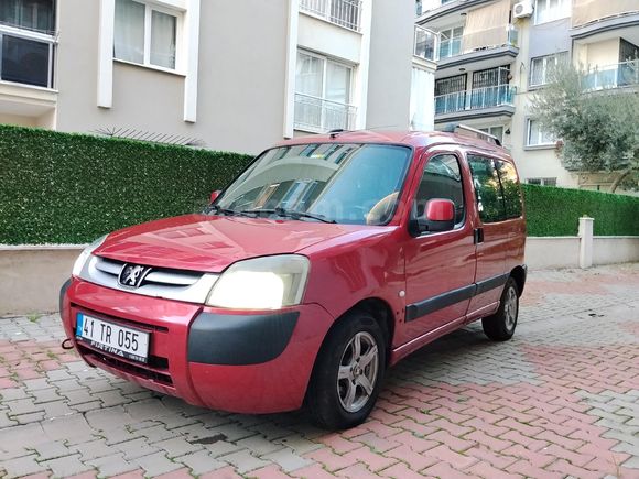 Sahibinden Peugeot Partner 2.0 HDI Comfort 2005 Model