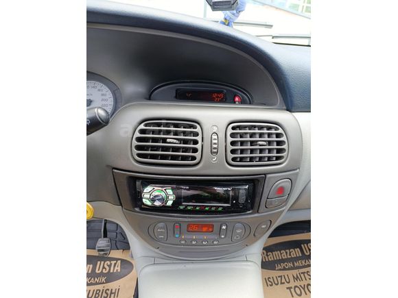 Sahibinden Renault Scenic 2.0 RXi 2001 Model
