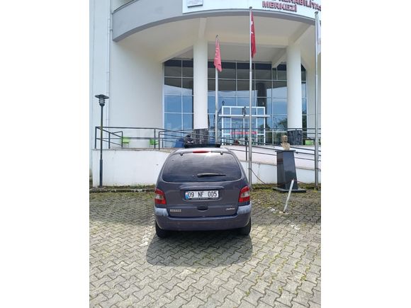 Sahibinden Renault Scenic 2.0 RXi 2001 Model