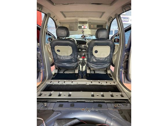 Sahibinden Renault Scenic 2.0 RXi 2001 Model