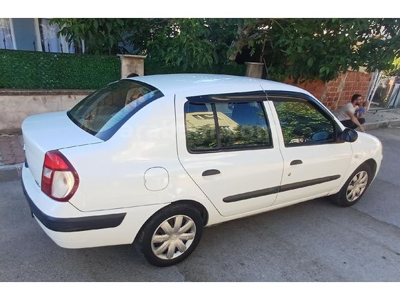 Sahibinden Renault Clio 1.4 Alize 2005 Model