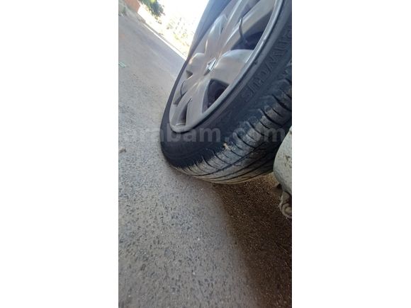 Sahibinden Renault Clio 1.4 Alize 2005 Model