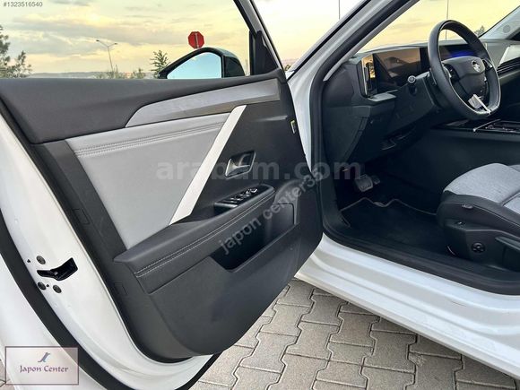 İLK SAHİP ÇİFT RENK 21.000 KİLOMETREDE BOYASIZ SERVİS BAKIMLI