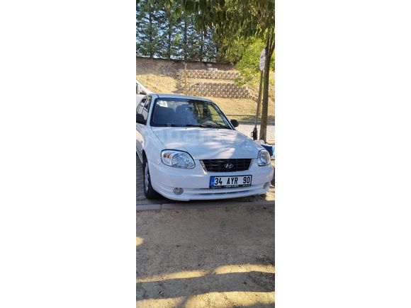 Sahibinden Hyundai Accent 1.5 CRDi Admire 2006 Model İstanbul 194.000 km Beyaz