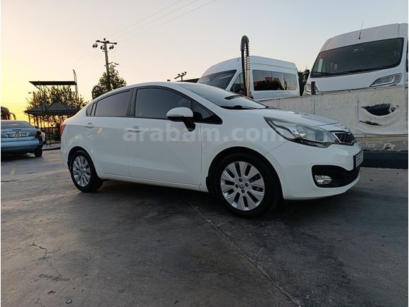 Sahibinden Kia Rio 1.4 CVVT Fancy 2013 Model