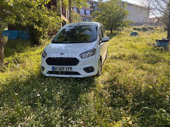 Sahibinden Ford Tourneo Courier 1.5 TDCi Delux 2022 Model 