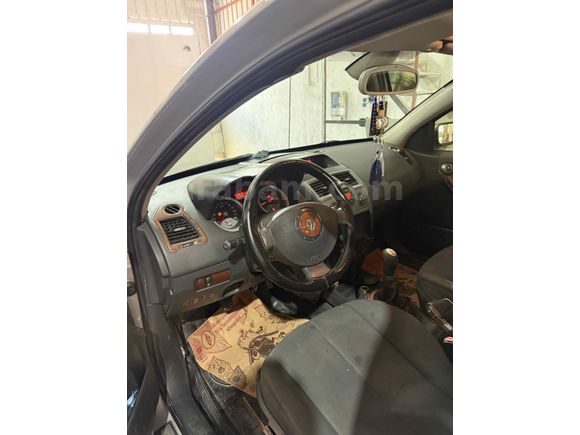Sahibinden Renault Megane 1.5 dCi Dynamique 2004 Model 