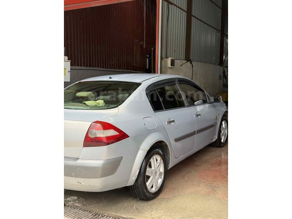 Sahibinden Renault Megane 1.5 dCi Dynamique 2004 Model 