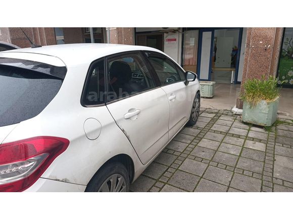 Sahibinden Citroen C4 1.6 HDi Attraction 2013 Model