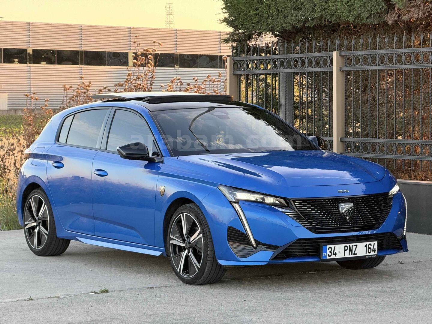Galeriden Peugeot 308 1.2 PureTech GT 2023 Model İstanbul 48.000 km Mavi 7