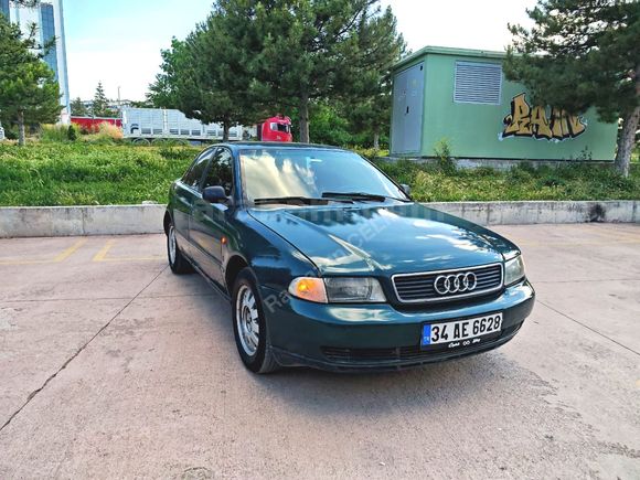 AUDI A4 Otomatik 1.6 Emsalsiz Temizlikte