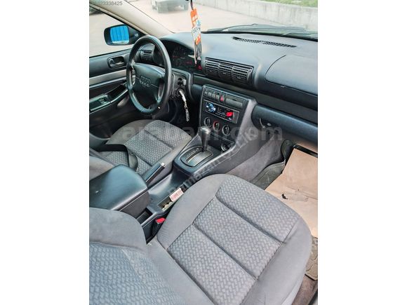 AUDI A4 Otomatik 1.6 Emsalsiz Temizlikte