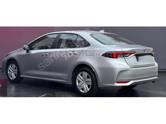 sahibinden orjinal ve sadece 9500 km