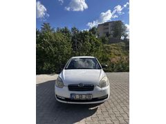 Sahibinden Hyundai Accent Era 1.4 Mode 2012 Model  205.000 km Beyaz