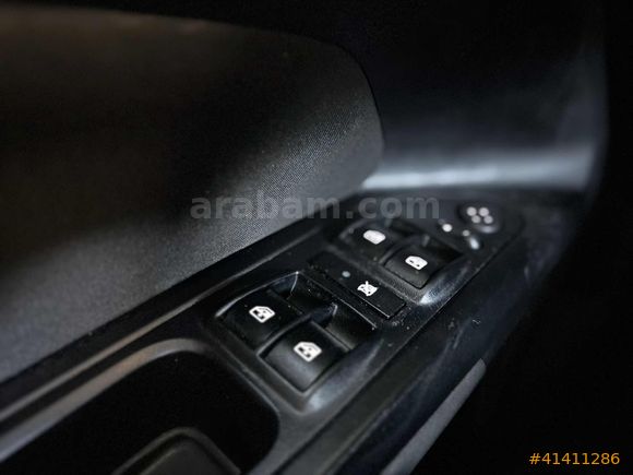YKTCAR AUTOGROSS'DAN 2022 SW EGEA 116.856 KM'DE
