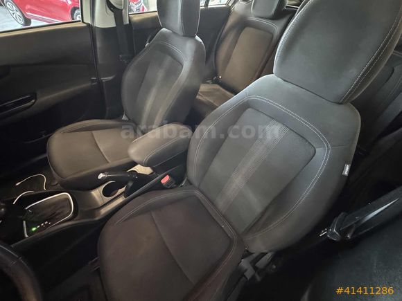 YKTCAR AUTOGROSS'DAN 2022 SW EGEA 116.856 KM'DE
