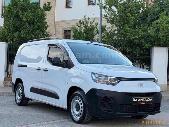 2023_FIAT_DOBLO_1.5_YENİ_KASA_MAXİ_KUSURSUZ_MASRAFSIZ