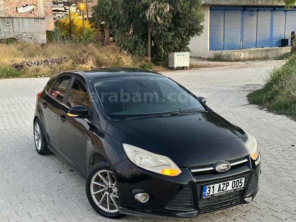 Sahibinden Ford Focus 1.6 Collection 2011 Model  270.000 km Siyah