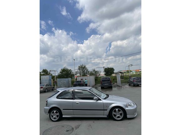 Sahibinden Honda Civic 1.4 i S 2000 Model 