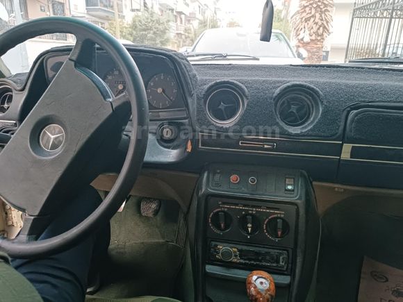 Sahibinden Mercedes - Benz 230 E 1981 – Klasik ve Karakter Sahibi