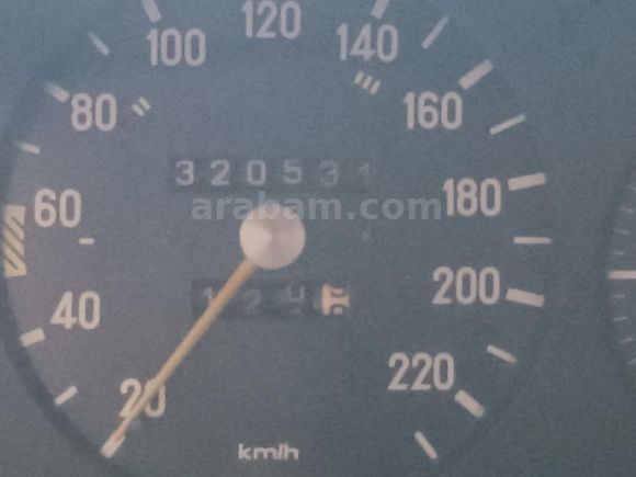 Sahibinden Mercedes - Benz 230 E 1981 – Klasik ve Karakter Sahibi