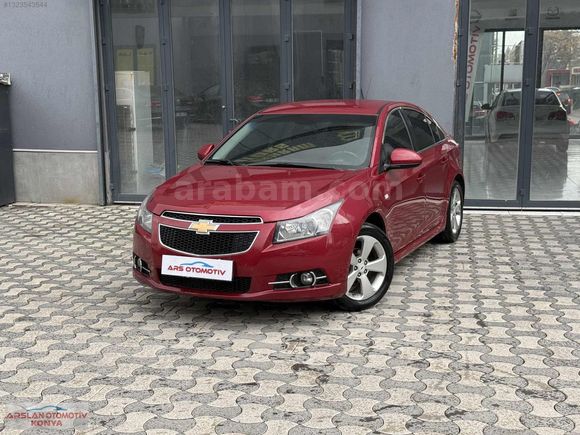 ARS OTOMOTİV DEN 2012 MODEL HATASIZ BOYASIZ CRUZE