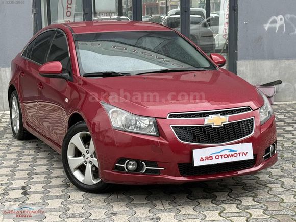 ARS OTOMOTİV DEN 2012 MODEL HATASIZ BOYASIZ CRUZE