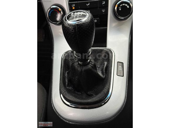 ARS OTOMOTİV DEN 2012 MODEL HATASIZ BOYASIZ CRUZE